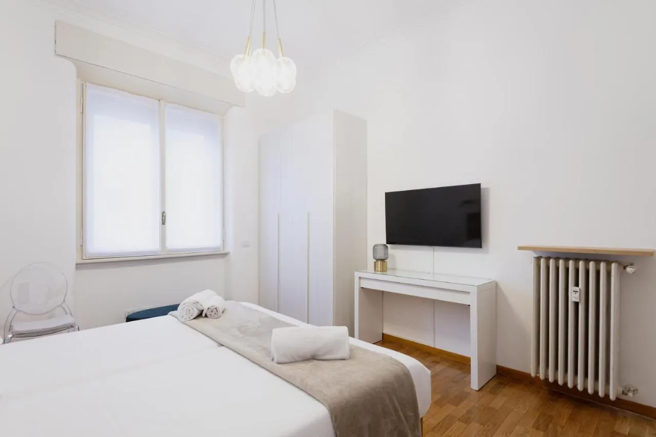 Easylife - Attico Di Lusso A Pochi Passi Dal Duomo Apartment Milan
